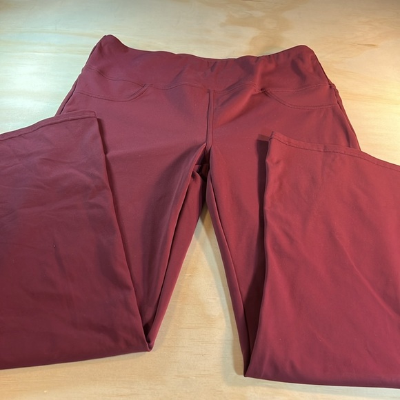 HALARA Maroon Leggings - Picture 2 of 5